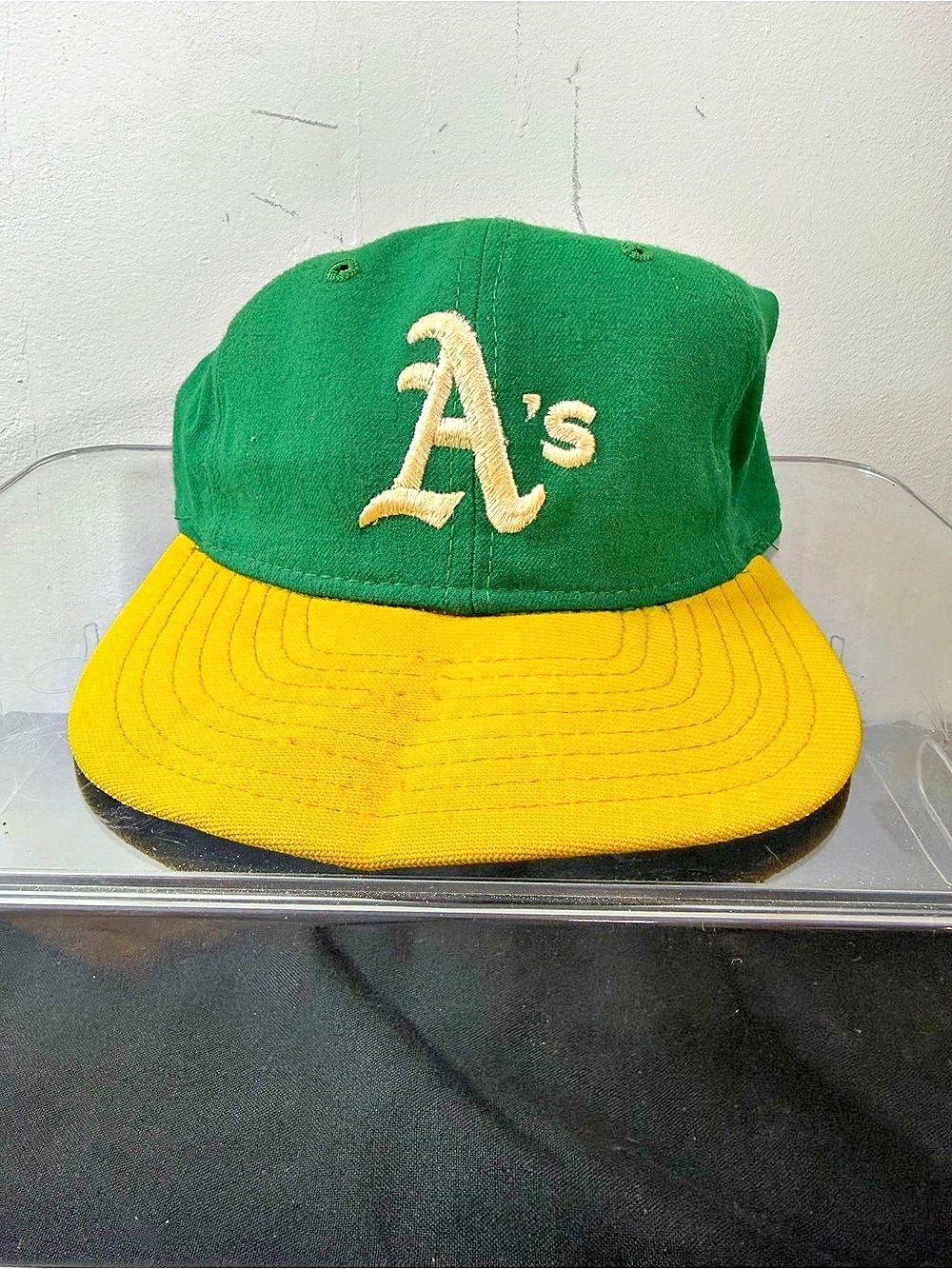 New Era Oakland A's Vintage New Era Pro Model Wool Fitted Hat Green & Yellow Cap